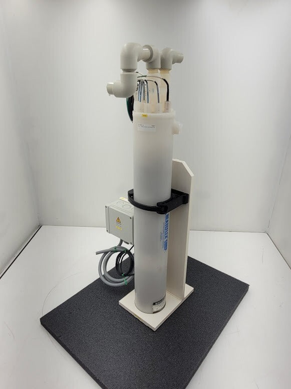 Heateflex LH1-1-12-W-A08 400V 17A 3Ph Ultra Pure Fluid Heater 6.8kW PVDF/PFA