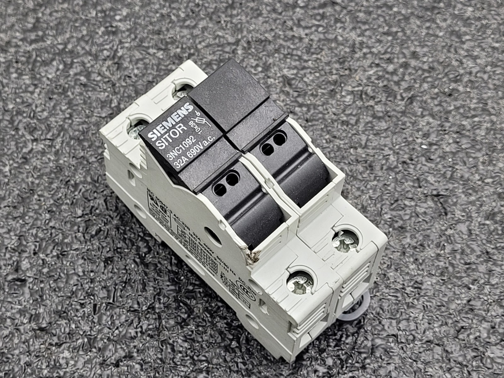 Lot of 15x SIEMENS SITOR Double Fuse Hoder DIN 3NC1092 AC-22B 50-60Hz 32A 400V