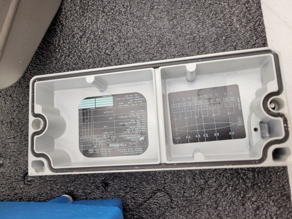 Endress+Hauser PROMASS S Mass Flowmeter 83S15-1DL7/0 Flow Controller +XMTR B [1]