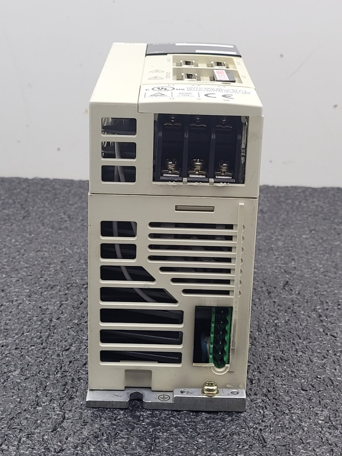 MITSUBISHI MR-J2-60CT Servo Drive Unit 0.6wW 3.2A 2009 Date Code Working Pull