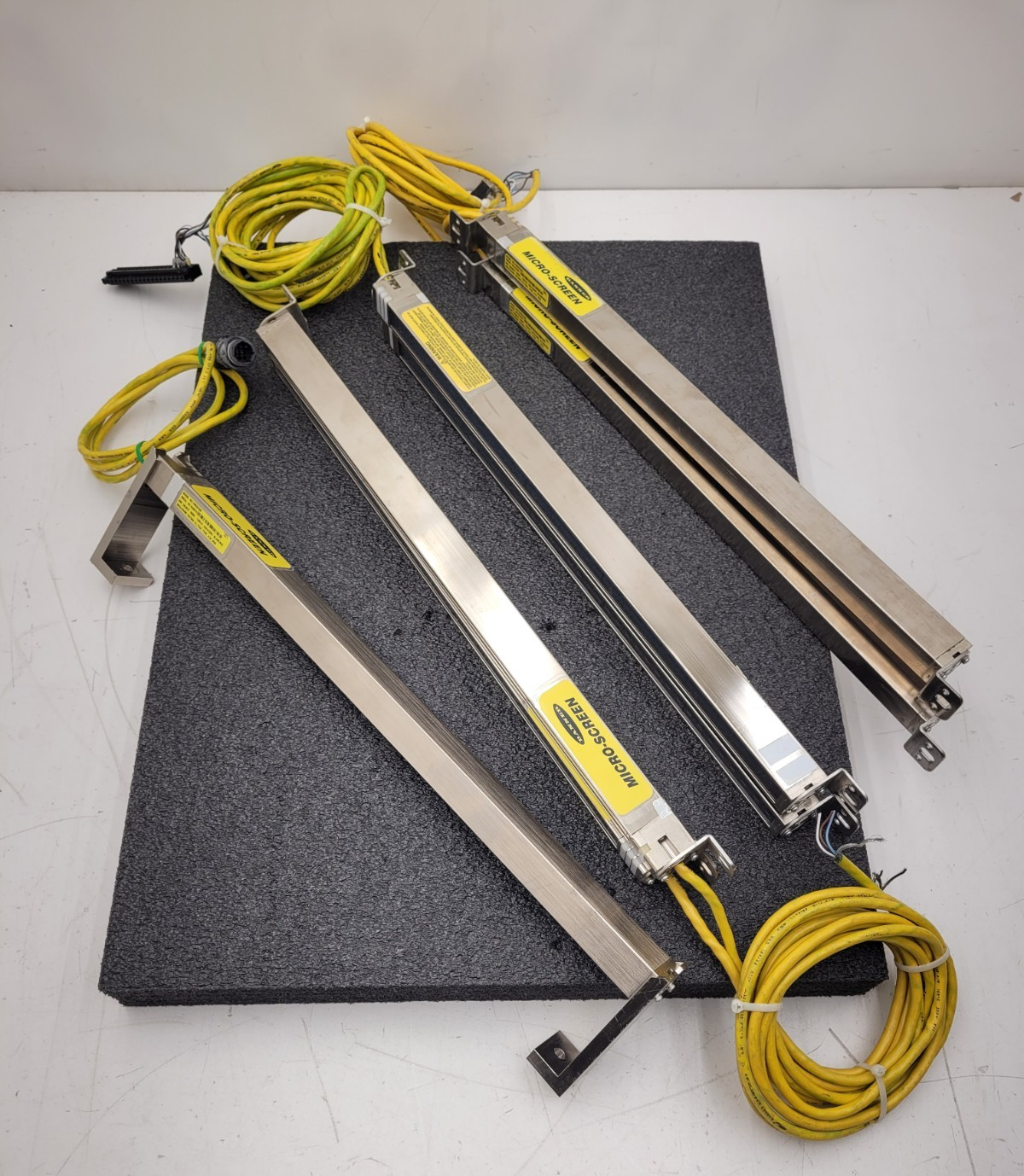 7x BANNER 20" Micro-Screen USR2012NI USE2012NI 3x Pairs Plus a Spare