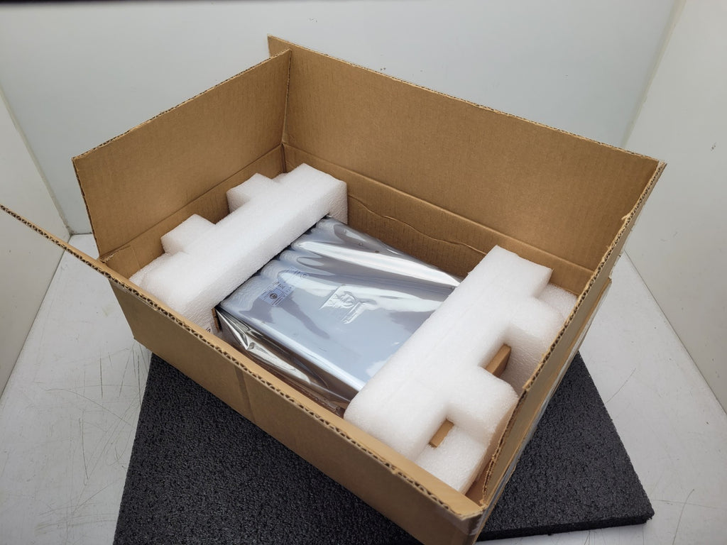 Dot Hill 58x5 4-CNC 1RM-NX3 8GB FRU PKG FRUKC81-01 Disk Array Controller