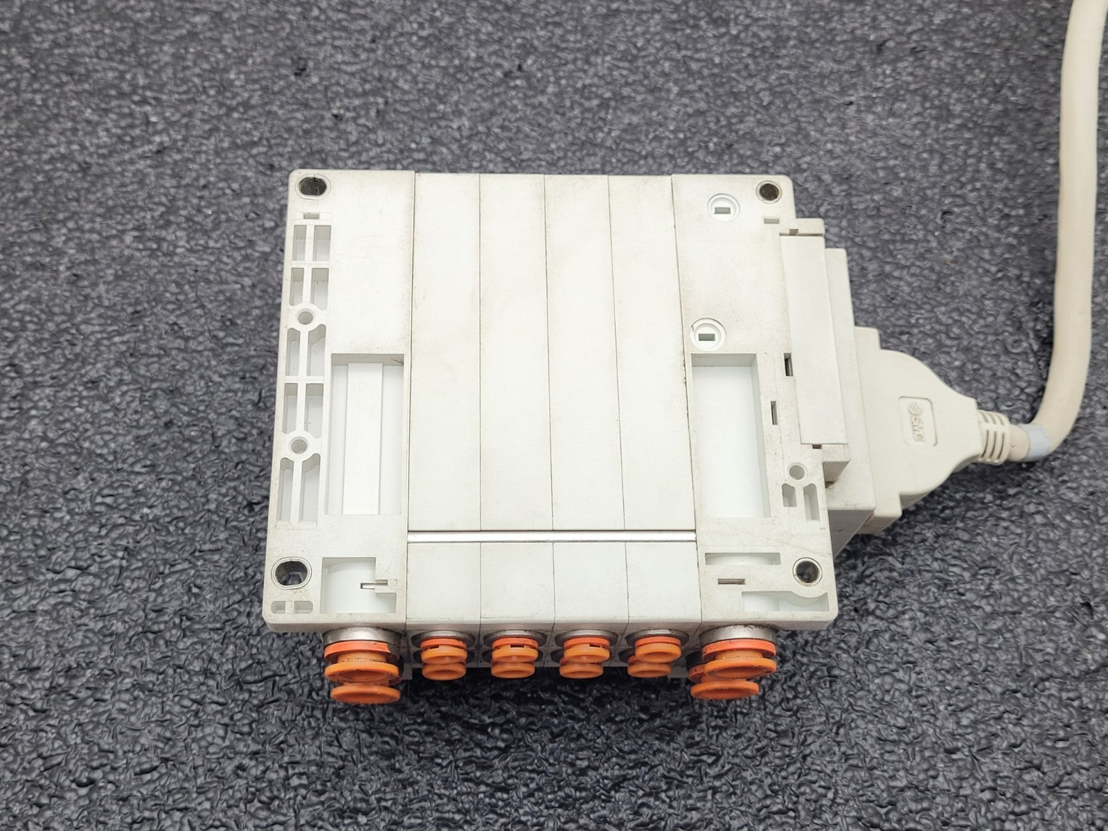 SMC SS5Y5-10F1-04B-N7 Pneumatic Dual Acting 4x Solenoid Valve Block