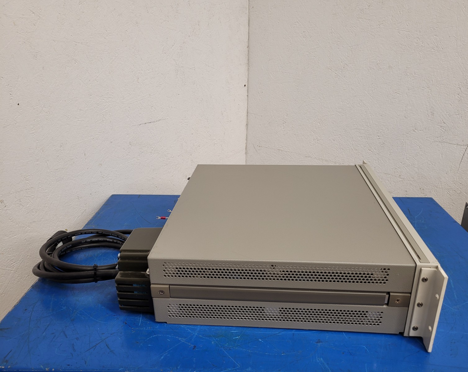 HP 6031A 0-20VDC 0-120A 1000W Power Supply Tested Working 220VAC Input