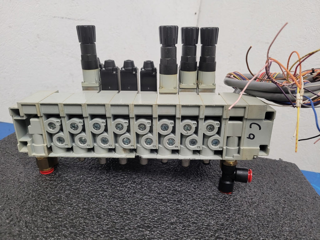 Numatics 7x Valve Solenoid 041SA400M0000F 4x Regulated Pneumatic Manifold N5