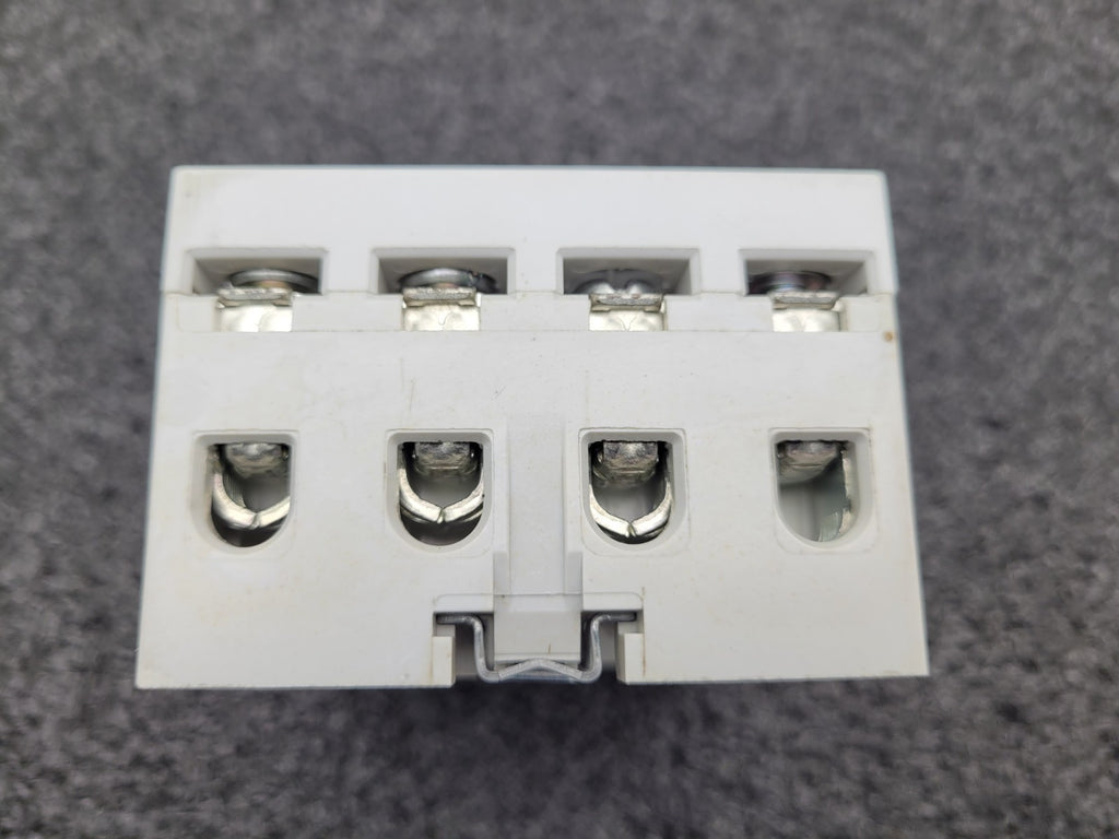 Siemens 5SM1 654-6 RCCB FI Residual Current Operated Circuit Breaker 4-pole 40A