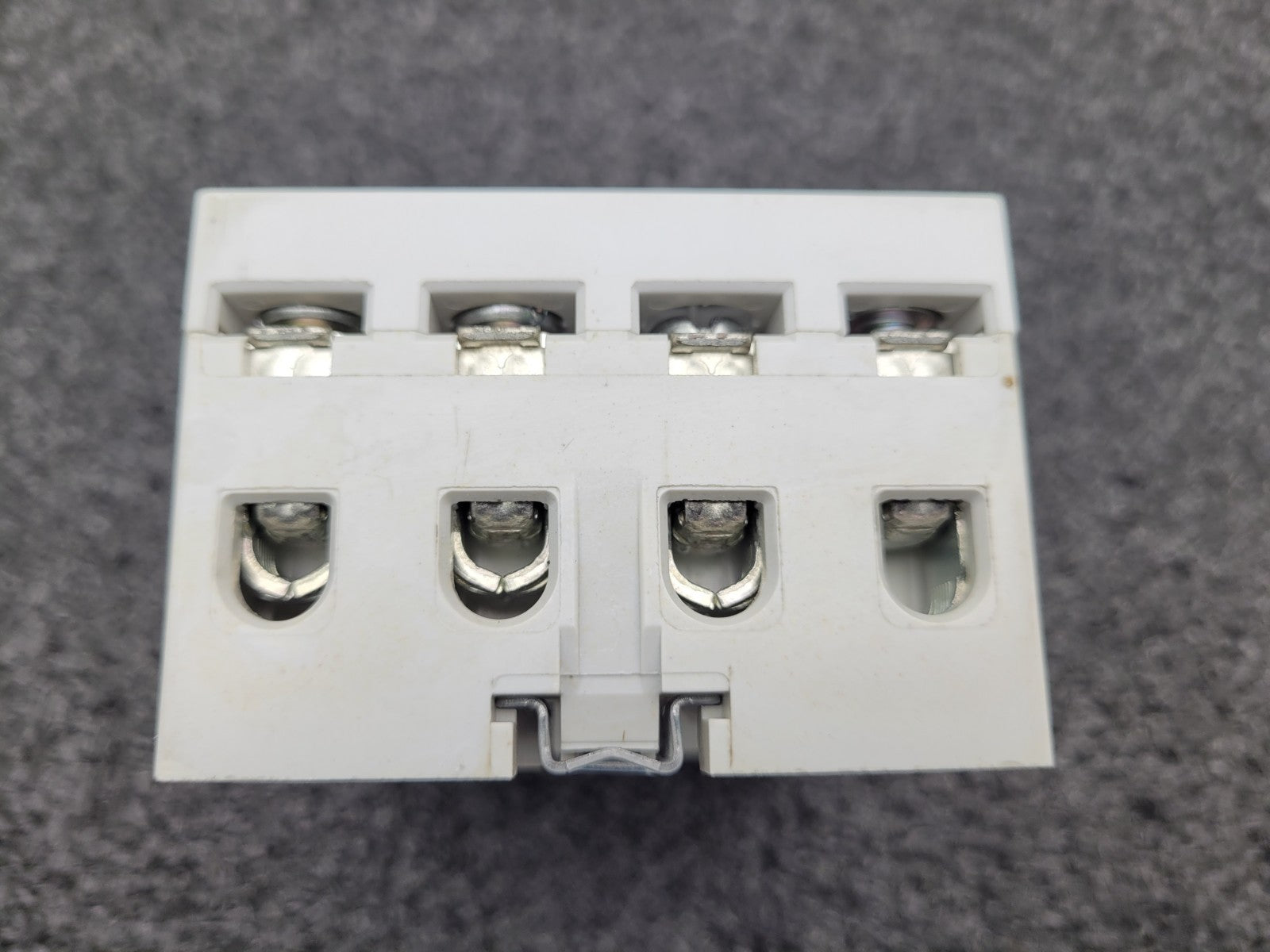 Siemens 5SM1 654-6 RCCB FI Residual Current Operated Circuit Breaker 4-pole 40A