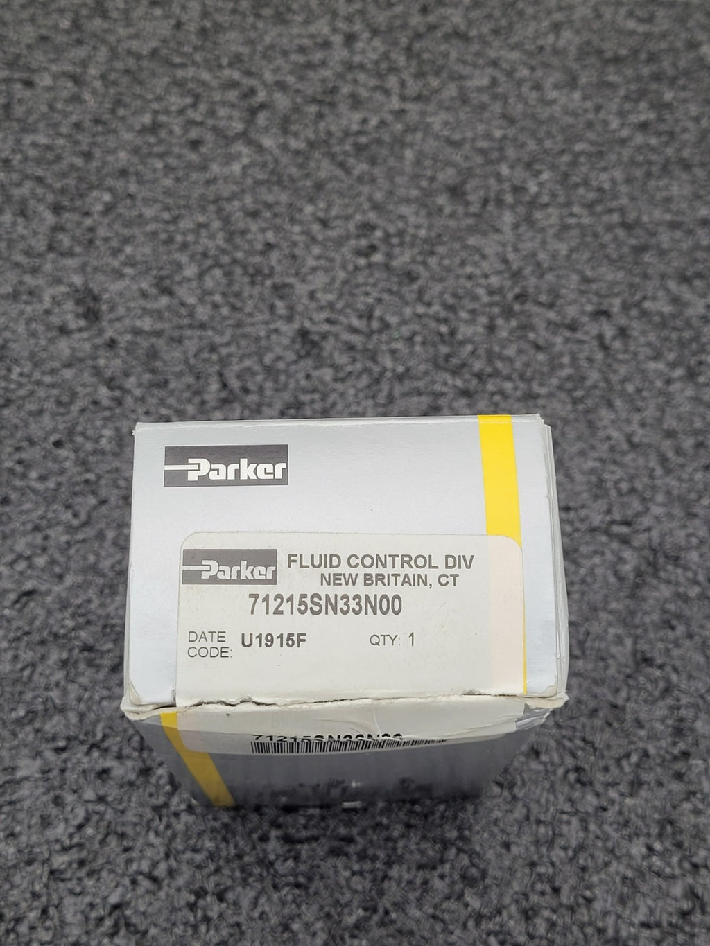 PARKER Skinner Fluid Control Solenoid Valve NC 3/8" NPT SS 33249  71215SN33N00
