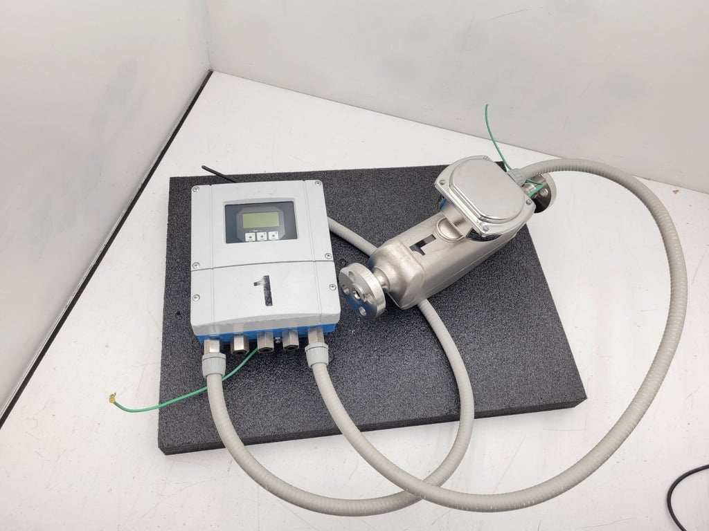 Endress+Hauser PROMASS S Mass Flowmeter 83S15-1DL7/0 Flow Controller +XMTR B [1]